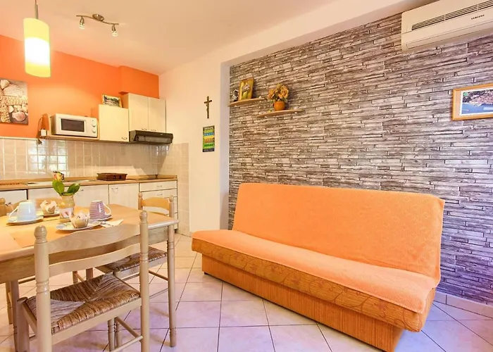 Romantic Apartamento Krk Town